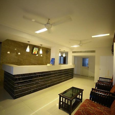 费希尔上校酒店 Kochi 外观 照片